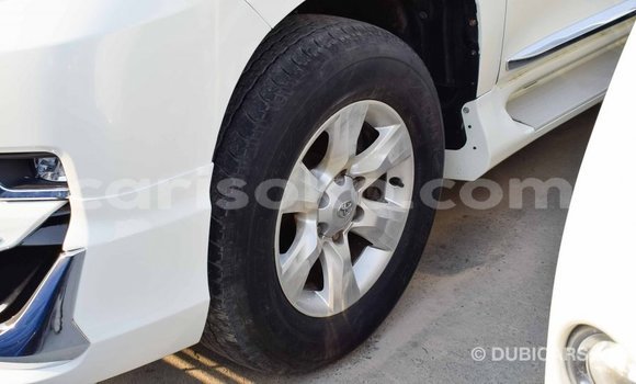 Sayi Imported Toyota Prado Blanc Mota in Import - Dubai a Rwanda Sayi Imported Toyota Prado Blanc Mota in Import - Dubai a Rwanda