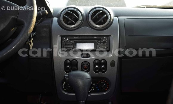 Sayi Imported Renault Duster Blanc Mota in Import - Dubai a Rwanda Sayi Imported Renault Duster Blanc Mota in Import - Dubai a Rwanda