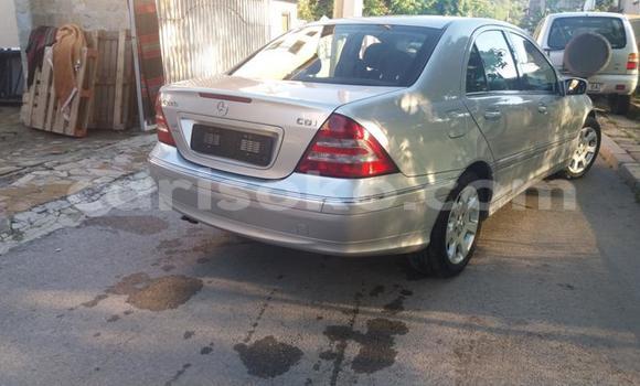 Buy Used Mercedes-Benz 190 Other Car in Kigali in Rwanda Buy Used Mercedes-Benz 190 Other Car in Kigali in Rwanda