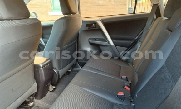 Sayi Na hannu Toyota RAV4 Noir Mota in Kigali a Rwanda Sayi Na hannu Toyota RAV4 Noir Mota in Kigali a Rwanda