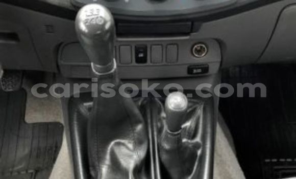 اشتري مستعمل Toyota Hilux Blanc سيارة في Kigali في Rwanda اشتري مستعمل Toyota Hilux Blanc سيارة في Kigali في Rwanda