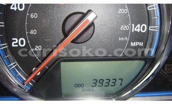 اشتري مستعمل Toyota RAV4 Marron سيارة في Kigali في Rwanda اشتري مستعمل Toyota RAV4 Marron سيارة في Kigali في Rwanda