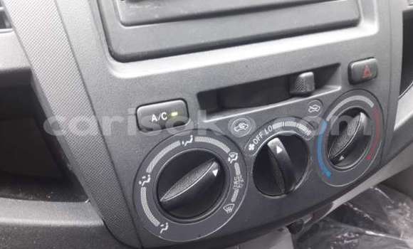 اشتري مستعمل Toyota Hilux Blanc سيارة في Kigali في Rwanda اشتري مستعمل Toyota Hilux Blanc سيارة في Kigali في Rwanda