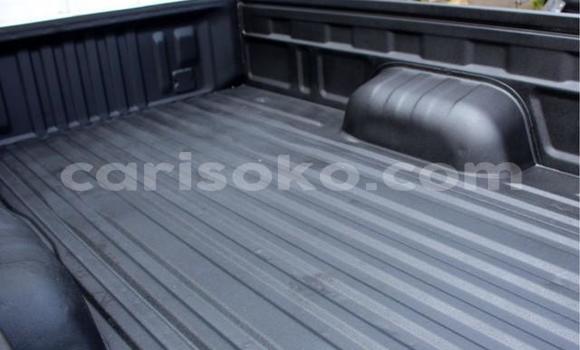 اشتري مستعمل Toyota Hilux Blanc سيارة في Kigali في Rwanda اشتري مستعمل Toyota Hilux Blanc سيارة في Kigali في Rwanda