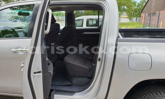 اشتري مستعمل Toyota Hilux Gris سيارة في Kigali في Rwanda اشتري مستعمل Toyota Hilux Gris سيارة في Kigali في Rwanda