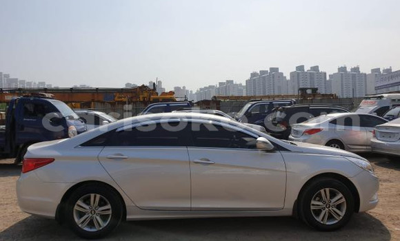 اشتري مستعمل Hyundai Sonata Gris سيارة في Kigali في Rwanda اشتري مستعمل Hyundai Sonata Gris سيارة في Kigali في Rwanda