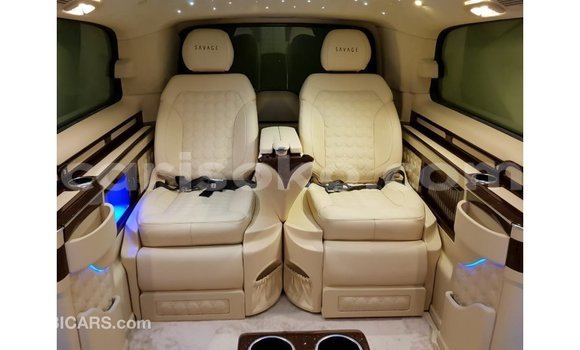 Acheter Import Voiture Mercedes-Benz 250 Noir à Import - Dubai, Rwanda Acheter Import Voiture Mercedes-Benz 250 Noir à Import - Dubai, Rwanda