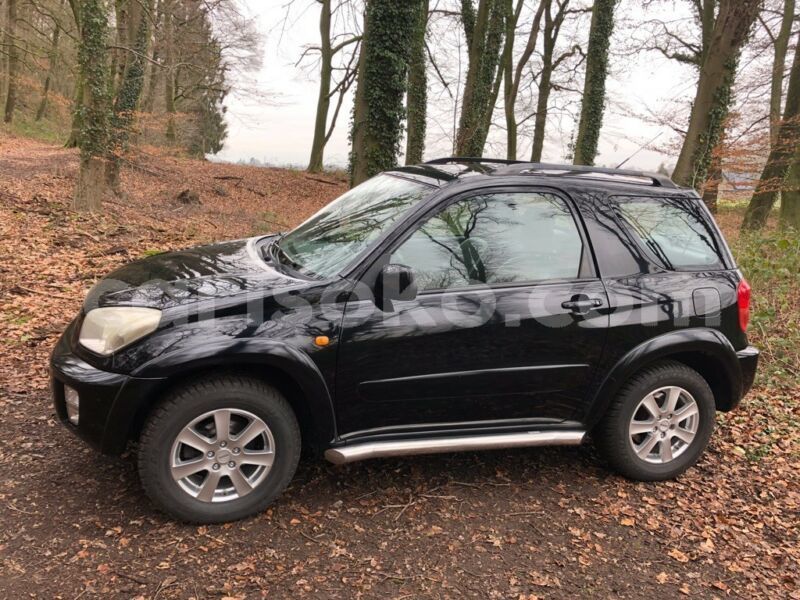 Big with watermark toyota rav4 rwanda kigali 10859