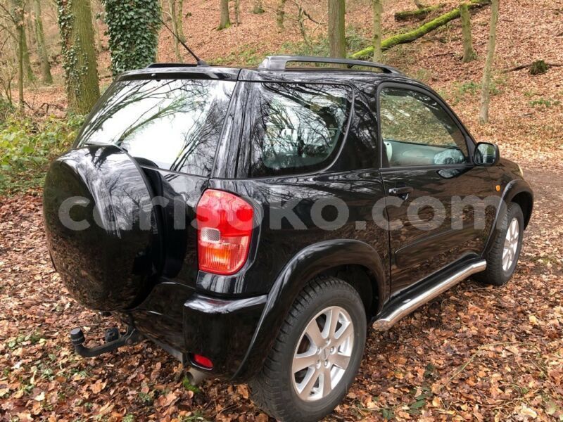 Big with watermark toyota rav4 rwanda kigali 10859