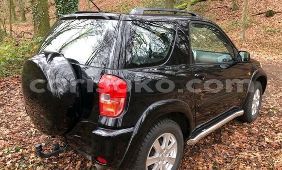 Acheter Occasion Voiture Toyota RAV4 Noir à Kigali, Rwanda Acheter Occasion Voiture Toyota RAV4 Noir à Kigali, Rwanda