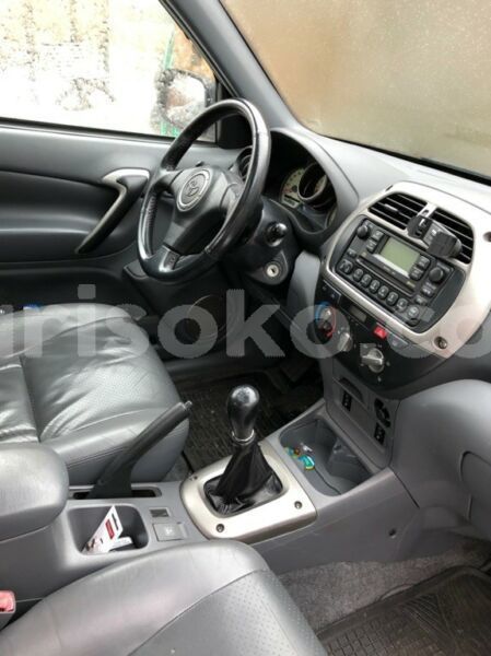 Big with watermark toyota rav4 rwanda kigali 10859