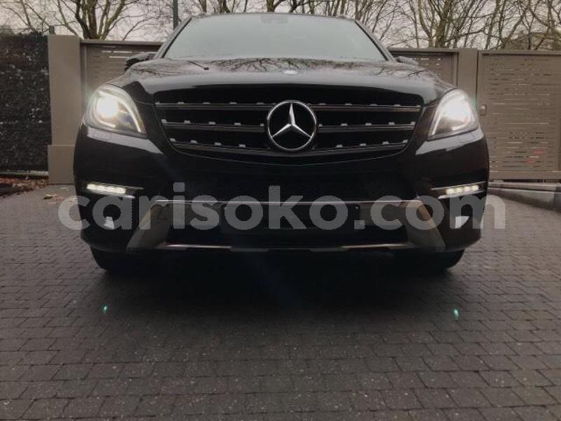Big with watermark mercedes benz ml%e2%80%93class rwanda kigali 10875