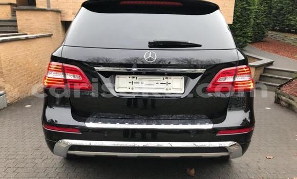 Sayi Imported Mercedes-Benz ML–Class Noir Mota in Kigali a Rwanda Sayi Imported Mercedes-Benz ML–Class Noir Mota in Kigali a Rwanda