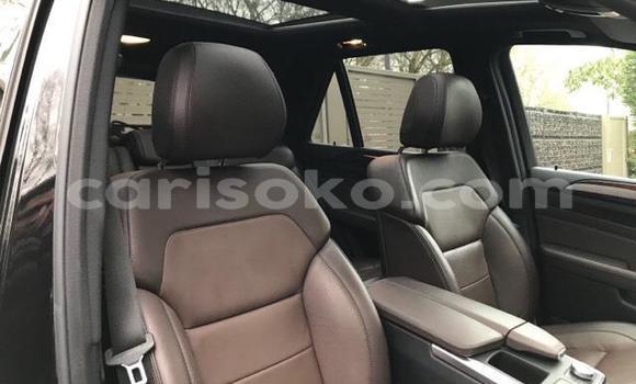 Sayi Imported Mercedes-Benz ML–Class Noir Mota in Kigali a Rwanda Sayi Imported Mercedes-Benz ML–Class Noir Mota in Kigali a Rwanda