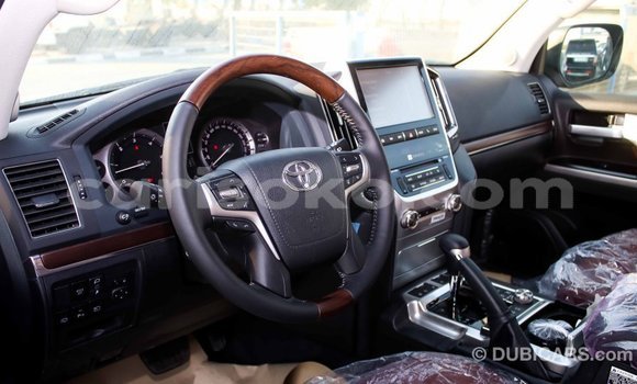Buy Import Toyota Land Cruiser Black Car in Import - Dubai in Rwanda Buy Import Toyota Land Cruiser Black Car in Import - Dubai in Rwanda