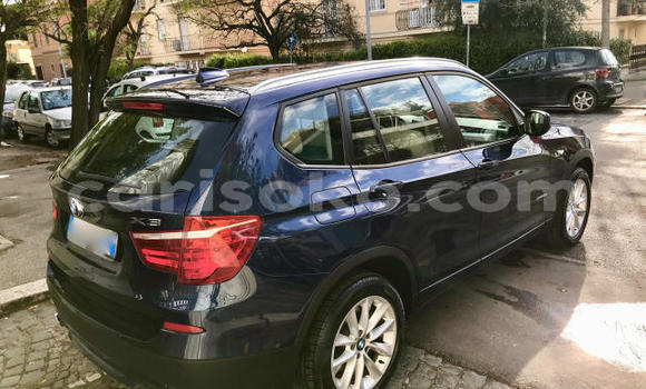 Sayi Na hannu BMW X3 Bleu Mota in Kigali a Rwanda Sayi Na hannu BMW X3 Bleu Mota in Kigali a Rwanda