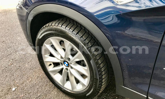 Sayi Na hannu BMW X3 Bleu Mota in Kigali a Rwanda Sayi Na hannu BMW X3 Bleu Mota in Kigali a Rwanda
