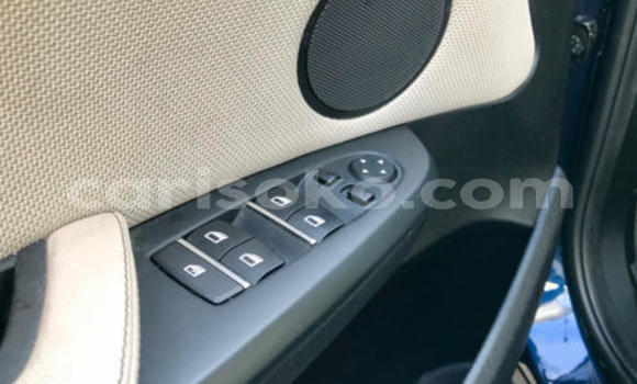 Sayi Na hannu BMW X3 Bleu Mota in Kigali a Rwanda Sayi Na hannu BMW X3 Bleu Mota in Kigali a Rwanda