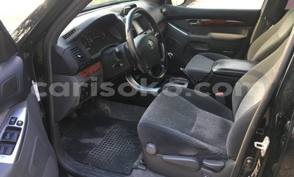 Sayi Imported Toyota Land Cruiser Prado Noir Mota in Kigali a Rwanda Sayi Imported Toyota Land Cruiser Prado Noir Mota in Kigali a Rwanda