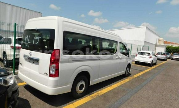 Sayi Na hannu Toyota Hiace Blanc Mota in Gikongoro a Gikongoro Sayi Na hannu Toyota Hiace Blanc Mota in Gikongoro a Gikongoro