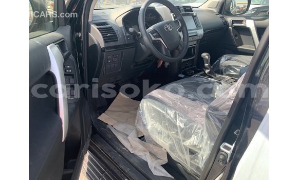 اشتري Imported Toyota Prado Noir سيارة في Import - Dubai في Rwanda اشتري Imported Toyota Prado Noir سيارة في Import - Dubai في Rwanda