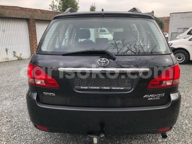 Big with watermark toyota avensis verso rwanda kigali 11016
