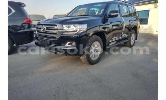 Acheter Import Voiture Toyota Land Cruiser Noir à Import - Dubai, Rwanda Acheter Import Voiture Toyota Land Cruiser Noir à Import - Dubai, Rwanda
