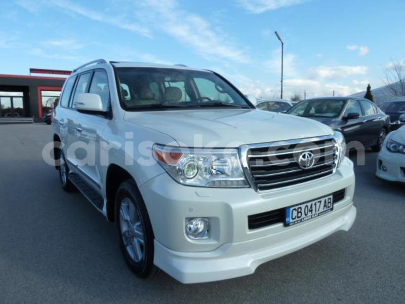 Big with watermark toyota land cruiser rwanda kigali 11040