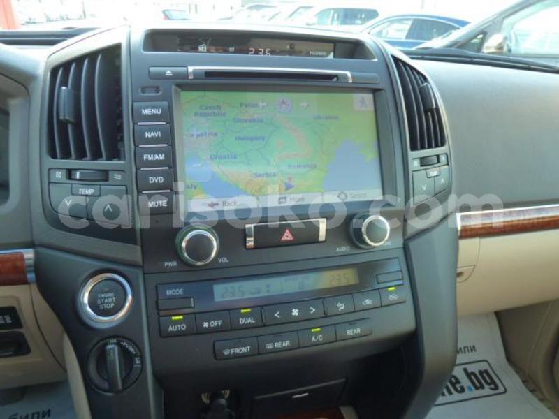 Big with watermark toyota land cruiser rwanda kigali 11040