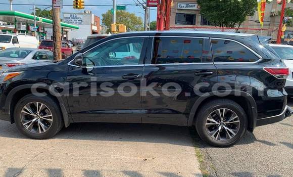 Sayi Na hannu Toyota Highlander Noir Mota in Kigali a Rwanda Sayi Na hannu Toyota Highlander Noir Mota in Kigali a Rwanda