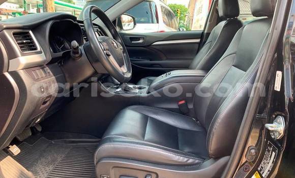 Sayi Na hannu Toyota Highlander Noir Mota in Kigali a Rwanda Sayi Na hannu Toyota Highlander Noir Mota in Kigali a Rwanda