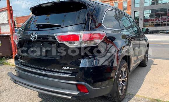Sayi Na hannu Toyota Highlander Noir Mota in Kigali a Rwanda Sayi Na hannu Toyota Highlander Noir Mota in Kigali a Rwanda