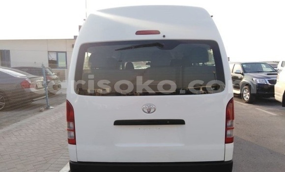 اشتري جديد Toyota Hiace Blanc سيارة في Import - Dubai في Rwanda اشتري جديد Toyota Hiace Blanc سيارة في Import - Dubai في Rwanda