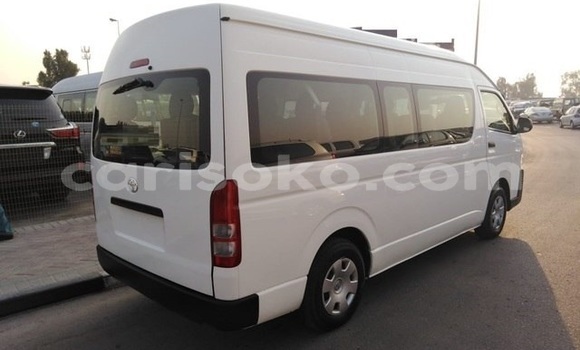 اشتري جديد Toyota Hiace Blanc سيارة في Import - Dubai في Rwanda اشتري جديد Toyota Hiace Blanc سيارة في Import - Dubai في Rwanda