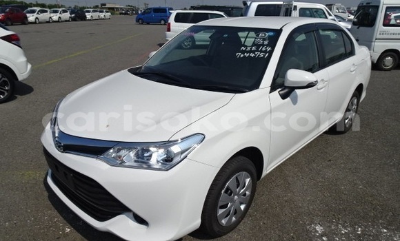 اشتري Imported Toyota Axio Blanc سيارة في Import - Dubai في Rwanda اشتري Imported Toyota Axio Blanc سيارة في Import - Dubai في Rwanda