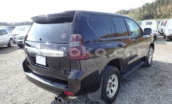 اشتري Imported Toyota Land Cruiser Prado Noir سيارة في Kigali في Rwanda اشتري Imported Toyota Land Cruiser Prado Noir سيارة في Kigali في Rwanda