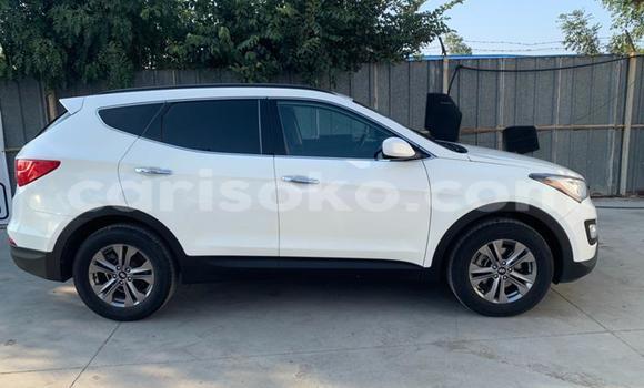 اشتري مستعمل Hyundai Santa Fe Autre سيارة في Kigali في Rwanda اشتري مستعمل Hyundai Santa Fe Autre سيارة في Kigali في Rwanda