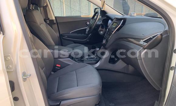 اشتري مستعمل Hyundai Santa Fe Autre سيارة في Kigali في Rwanda اشتري مستعمل Hyundai Santa Fe Autre سيارة في Kigali في Rwanda