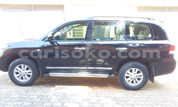 Buy Used Toyota Land Cruiser Black Car in Kigali in Rwanda Buy Used Toyota Land Cruiser Black Car in Kigali in Rwanda