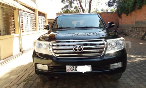 Buy Used Toyota Land Cruiser Black Car in Kigali in Rwanda Buy Used Toyota Land Cruiser Black Car in Kigali in Rwanda
