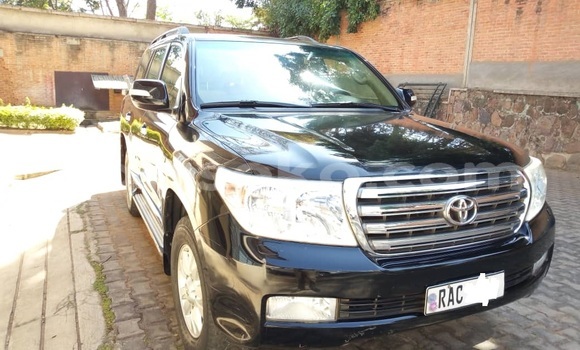 Buy Used Toyota Land Cruiser Black Car in Kigali in Rwanda Buy Used Toyota Land Cruiser Black Car in Kigali in Rwanda