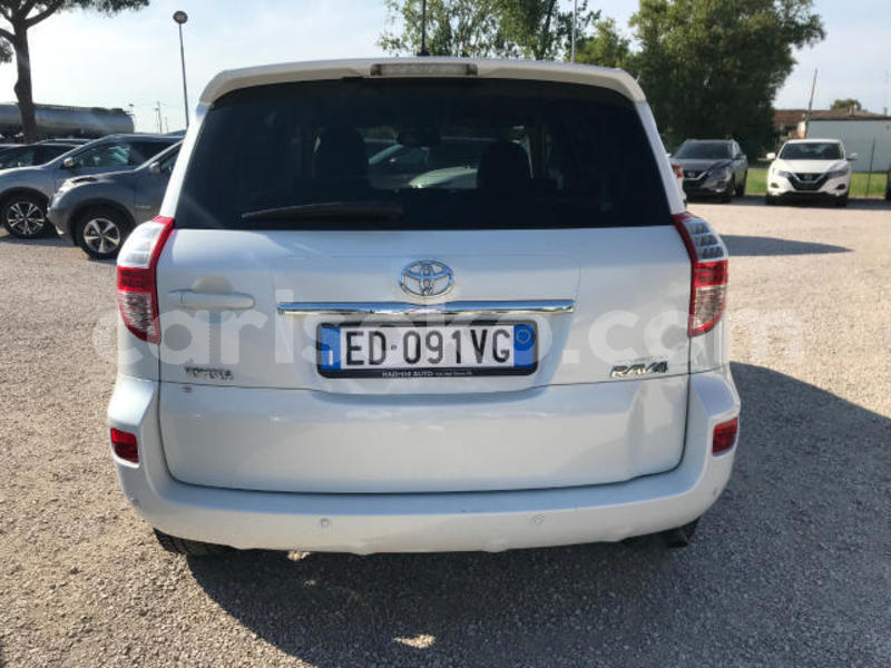 Big with watermark toyota rav4 rwanda kigali 11139