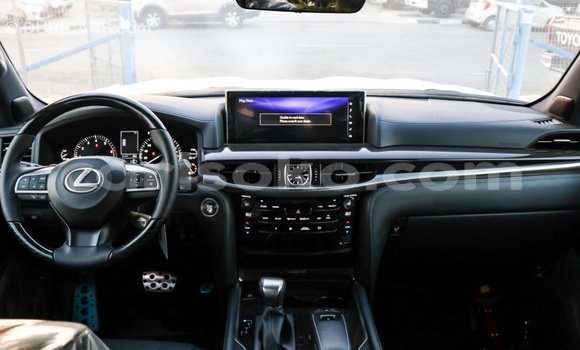Acheter Import Voiture Lexus LX Bleu à Import - Dubai, Rwanda Acheter Import Voiture Lexus LX Bleu à Import - Dubai, Rwanda