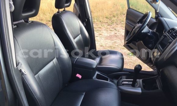 Sayi Na hannu Toyota RAV4 Noir Mota in Karongi a Rwanda Sayi Na hannu Toyota RAV4 Noir Mota in Karongi a Rwanda