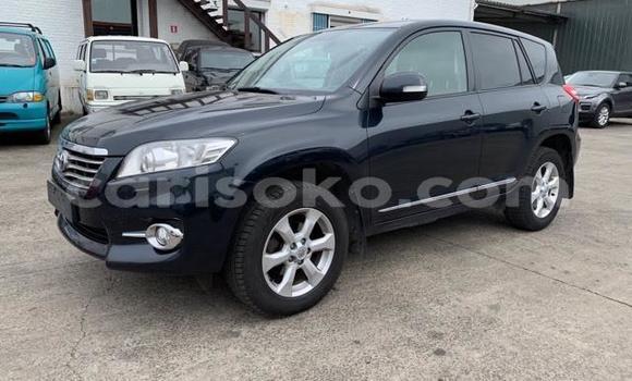 Sayi Na hannu Toyota RAV4 Bleu Mota in Kigali a Rwanda Sayi Na hannu Toyota RAV4 Bleu Mota in Kigali a Rwanda