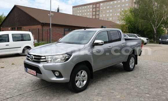 اشتري مستعمل Toyota Hilux Gris سيارة في Kigali في Rwanda اشتري مستعمل Toyota Hilux Gris سيارة في Kigali في Rwanda