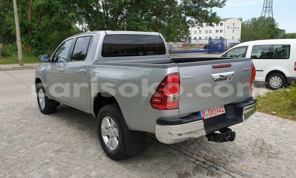 اشتري مستعمل Toyota Hilux Gris سيارة في Kigali في Rwanda اشتري مستعمل Toyota Hilux Gris سيارة في Kigali في Rwanda