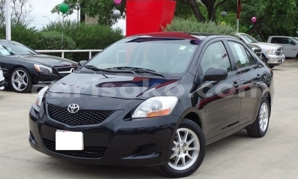 اشتري مستعمل Toyota Yaris Noir سيارة في Kigali في Rwanda اشتري مستعمل Toyota Yaris Noir سيارة في Kigali في Rwanda