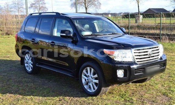اشتري مستعمل Toyota Land Cruiser Noir سيارة في Kigali في Rwanda اشتري مستعمل Toyota Land Cruiser Noir سيارة في Kigali في Rwanda