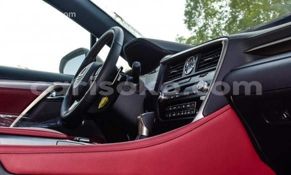 Acheter Import Voiture Lexus RX 300 Blanc à Import - Dubai, Rwanda Acheter Import Voiture Lexus RX 300 Blanc à Import - Dubai, Rwanda